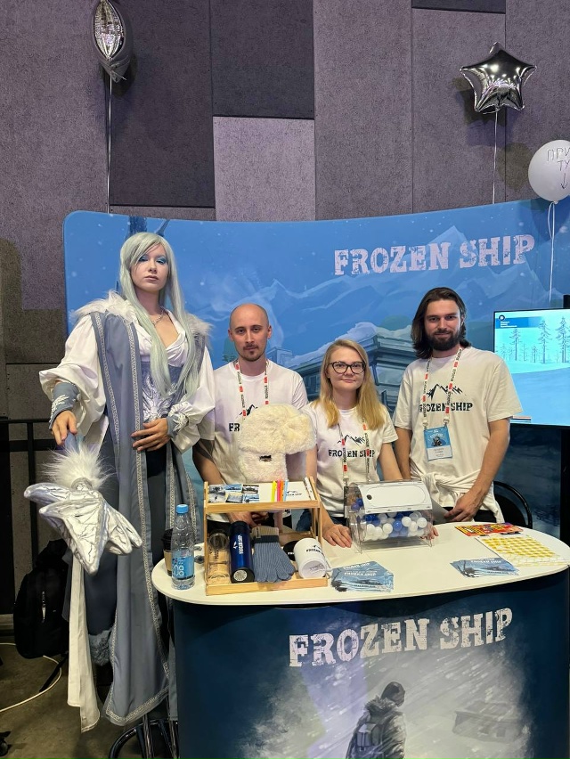 Команда студии Neonetics на фестивале Игропром